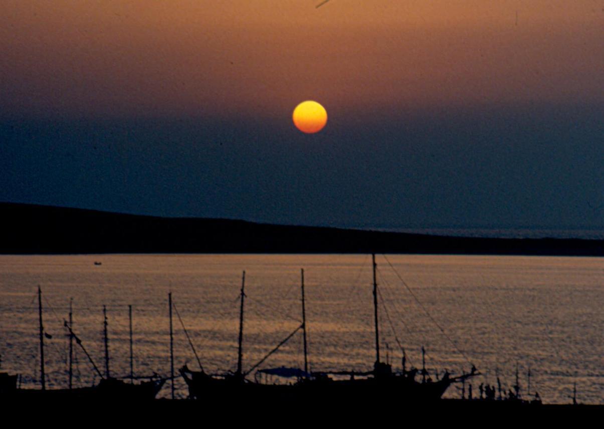 Sunloft-Paros Aparthotel เนาซา ภายนอก รูปภาพ
