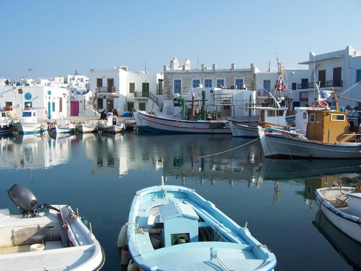Sunloft-Paros Aparthotel เนาซา ภายนอก รูปภาพ
