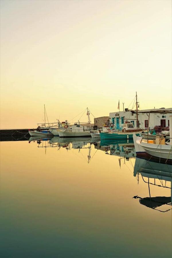 Sunloft-Paros Aparthotel เนาซา ภายนอก รูปภาพ