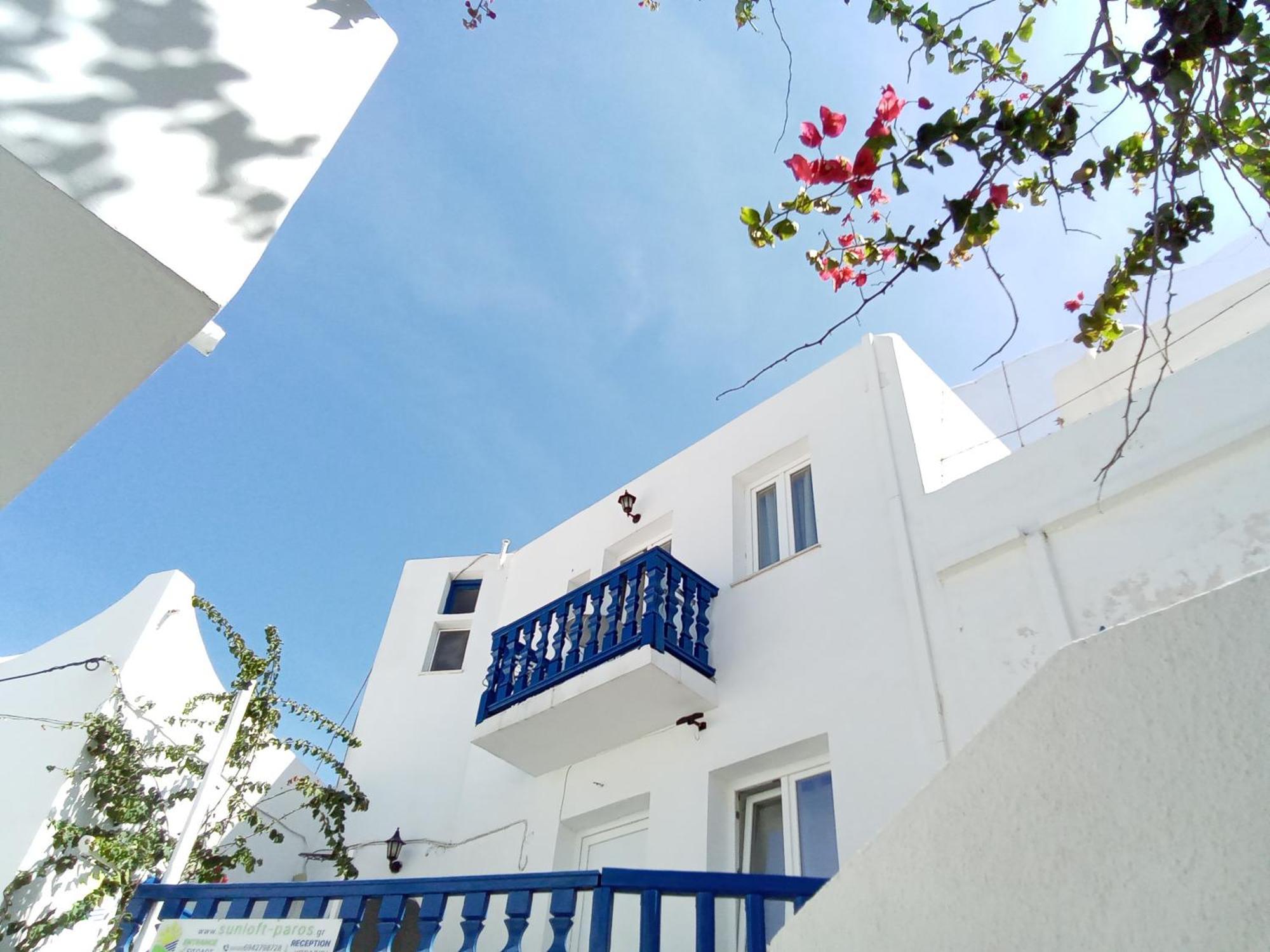 Sunloft-Paros Aparthotel เนาซา ภายนอก รูปภาพ